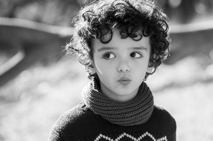 https://pixabay.com/en/children-black-and-white-portrait-1909635/