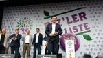 https://commons.wikimedia.org/wiki/File:Turkish_general_election,_2015_-_Peoples%27_Democratic_Party_(Turkey)_Selahattin_Demirta%C5%9F.jpg