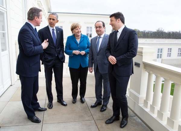 https://commons.wikimedia.org/wiki/File:Cameron,_Obama,_Merkel,_Hollande,_Renzi_in_2016.jpeg